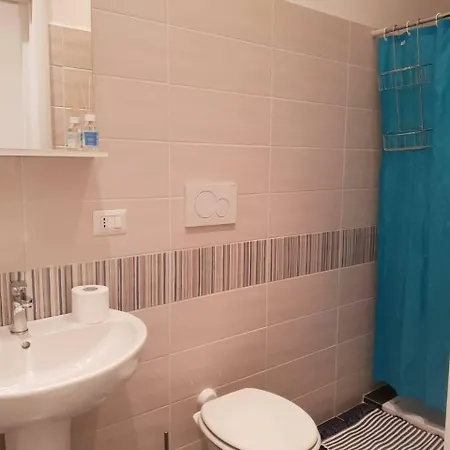 Casa Wells 2 Bed 2 Bath Overlooking Pizzo Historical Center شقة